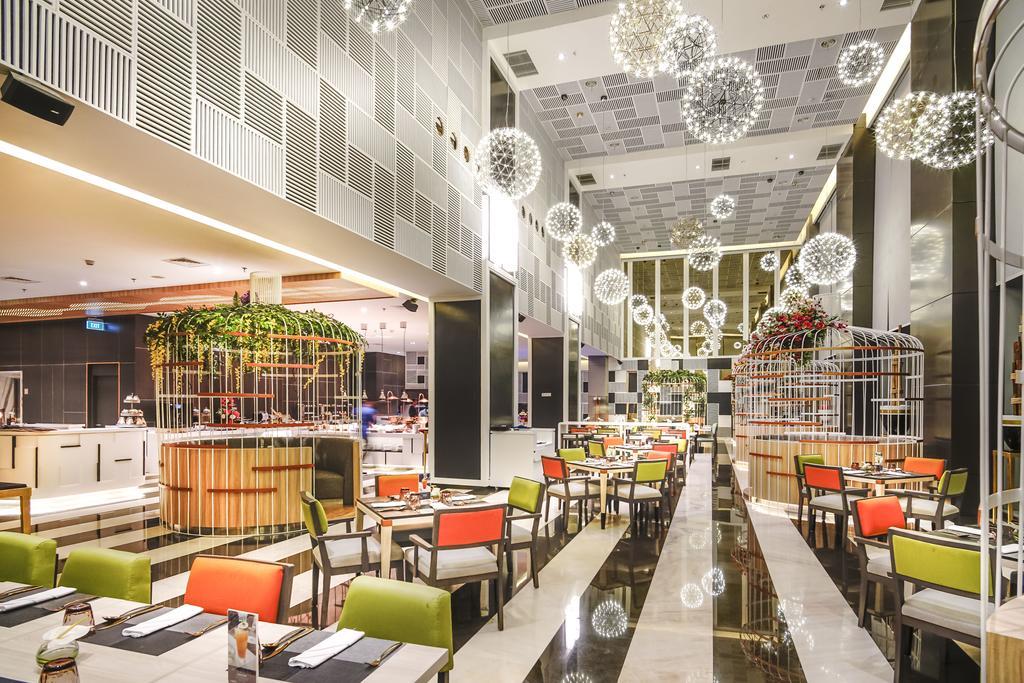 Hotel Vertu Harmoni Jakarta 4*
